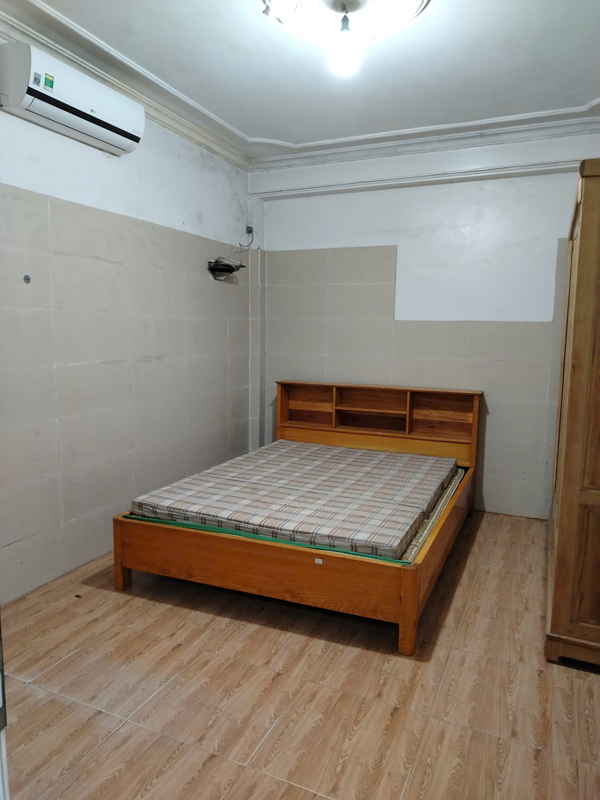 Cho thuê nhà nguyên căn ngõ 230 Tân Mai, 55m2, 4 tầng, 4 ngủ, 3 vệ sinh, 12 Triệu - Ảnh 4